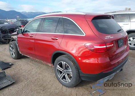 2018 Mercedes-Benz Glc 300 4Matic z USA, uszkodzony, nr VIN WDC0G4KB3JV015978